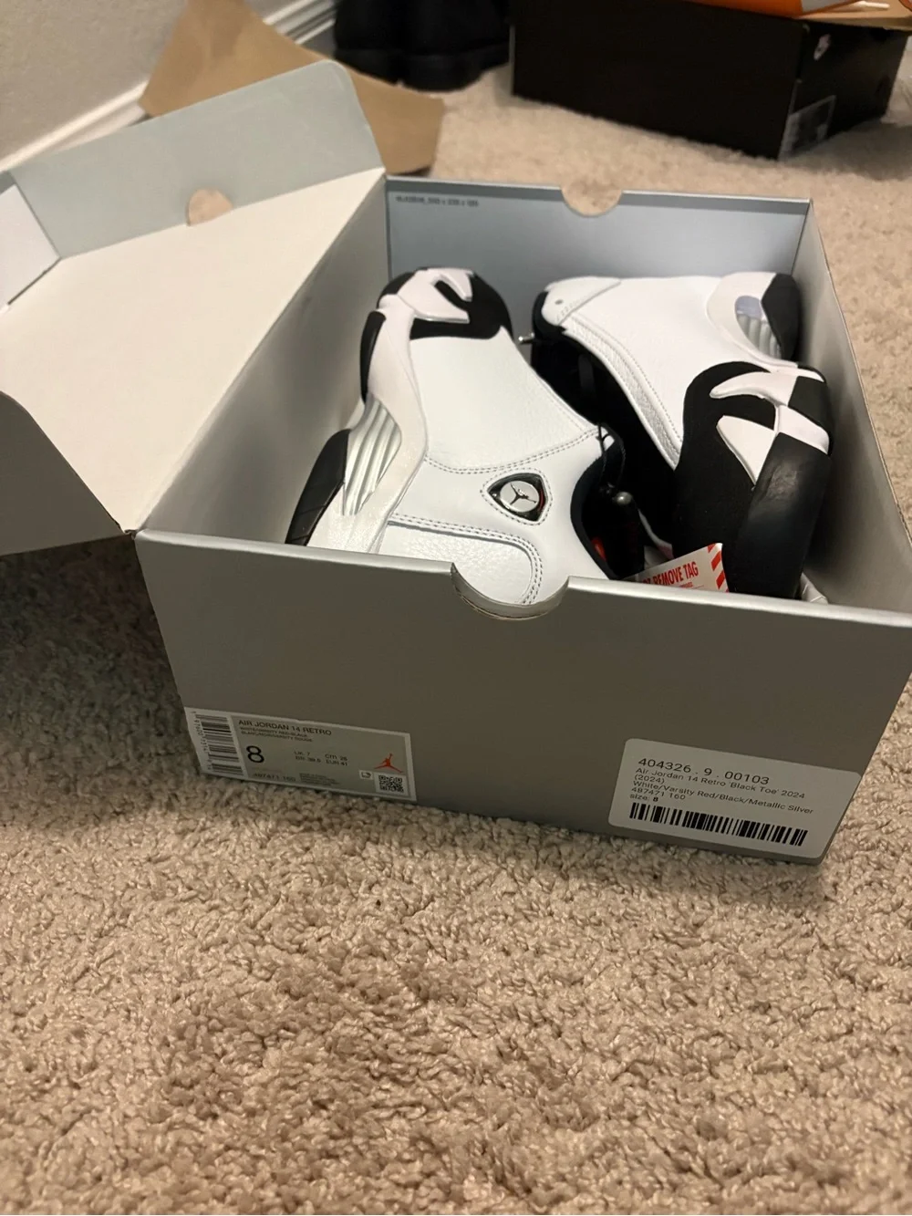 Jordan Shoe Box Silver with Red Jumpman